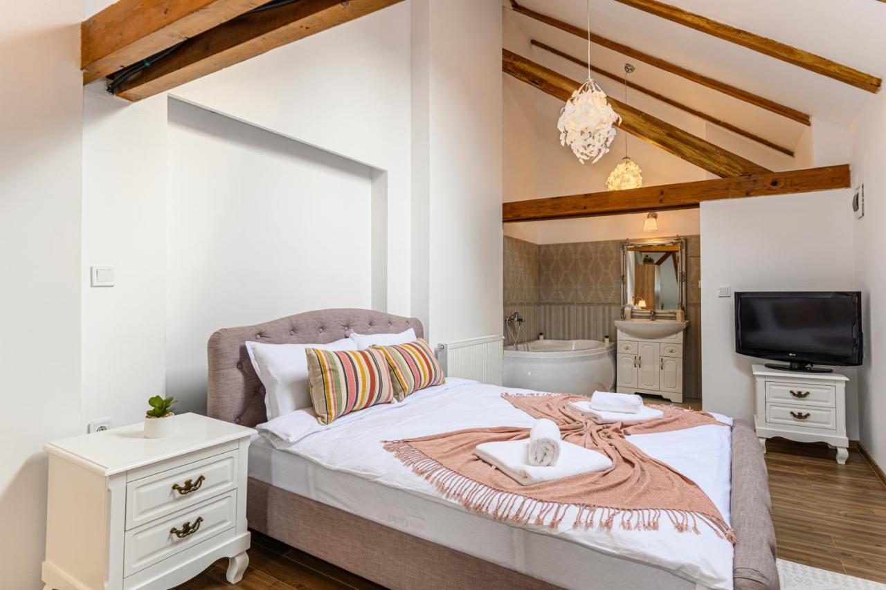 Apartament Lora's Place Brașov